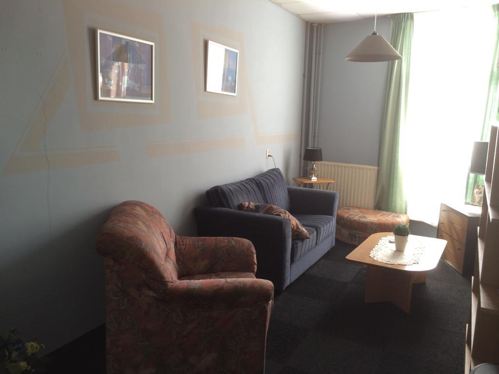 Hotel De Blauwe Vogel Bergen op Zoom Esterno foto
